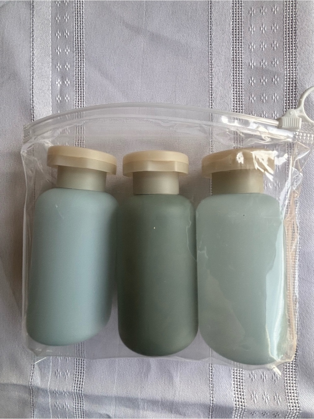 ⭐️ 3 for $15 Travel-Size Bath & Body Bottle Set in Sage Green - 3 Pack